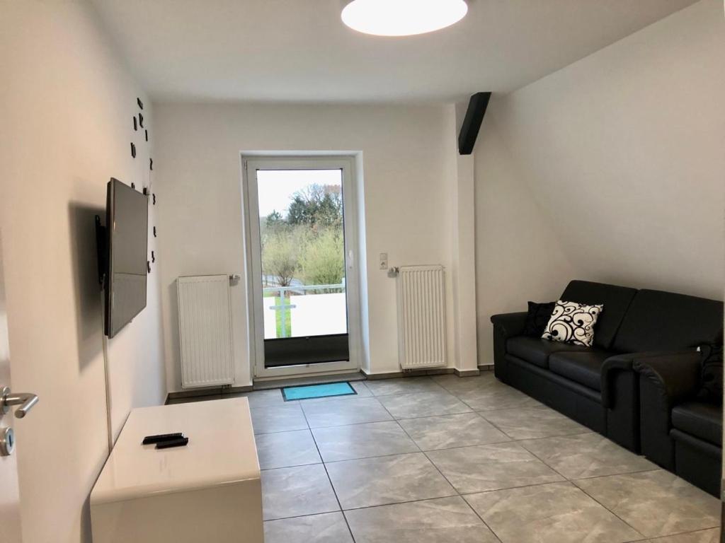 Dachgeschosswohnung Mit Seeblick Ahrensbok ภายนอก รูปภาพ