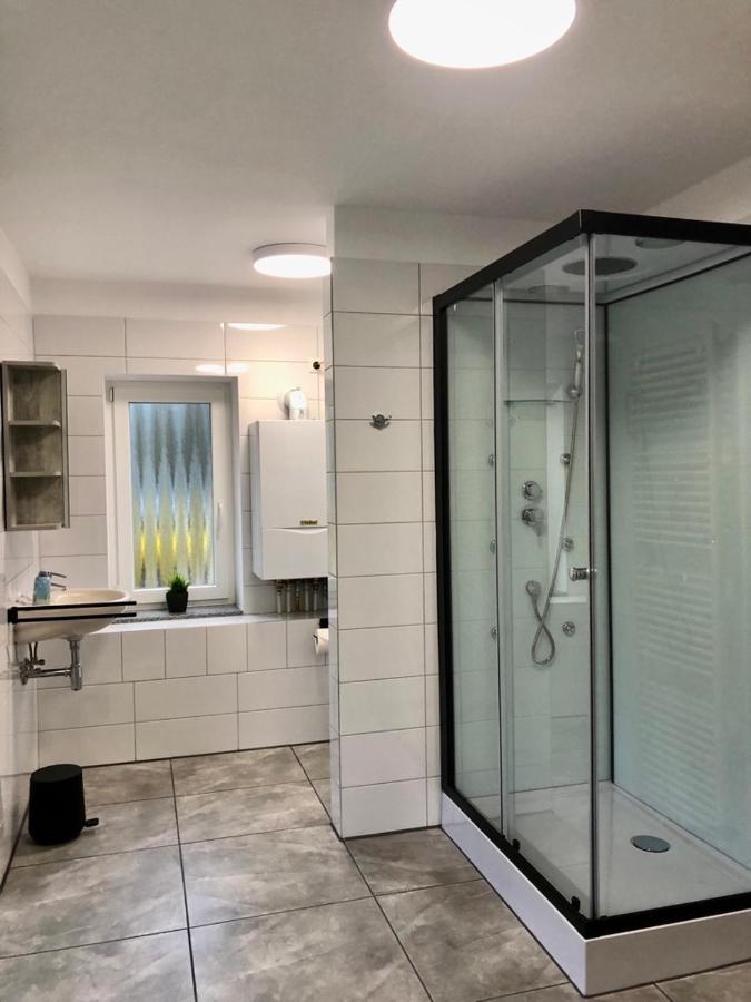 Dachgeschosswohnung Mit Seeblick Ahrensbok ภายนอก รูปภาพ